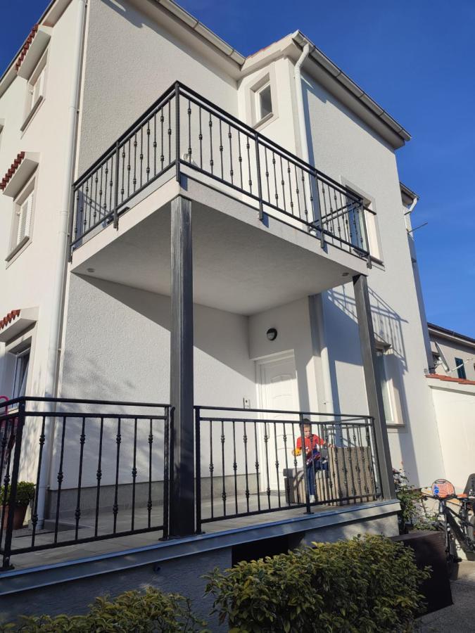 Apartments Kraljic I Baška Rom bilde