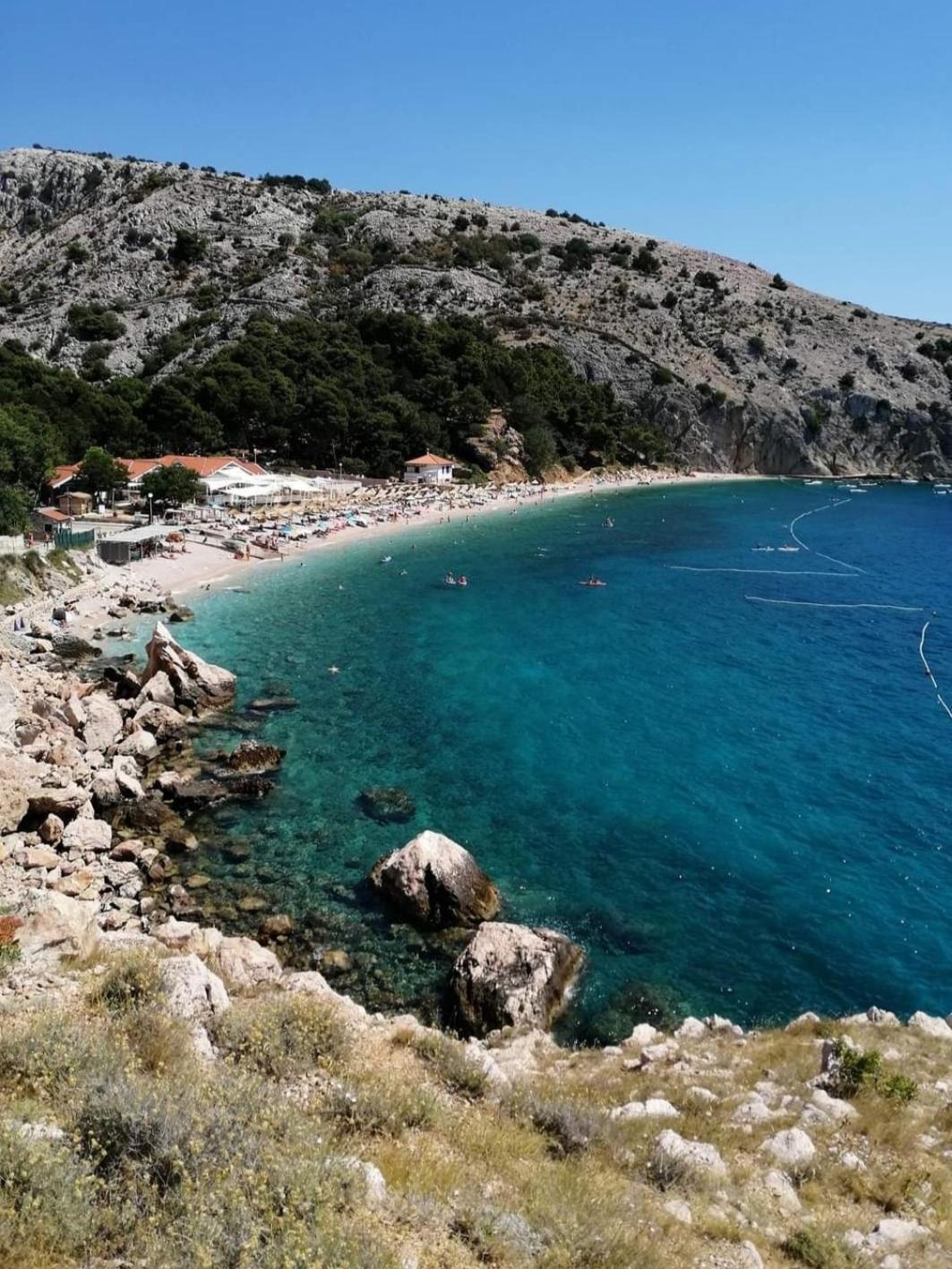 Apartments Kraljic I Baška Eksteriør bilde